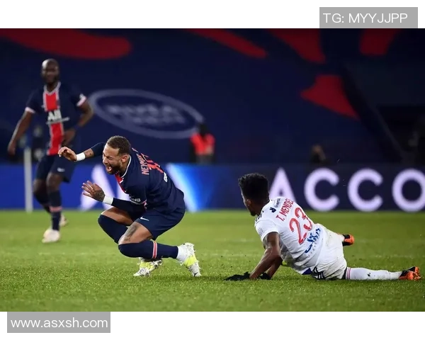 热刺大胜巴黎圣日耳曼6-2神扑时刻引发全场热烈反响