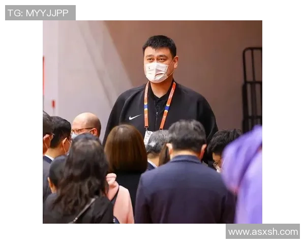 姚明街头恶搞挑战引发热议网友纷纷模仿搞笑瞬间大集合