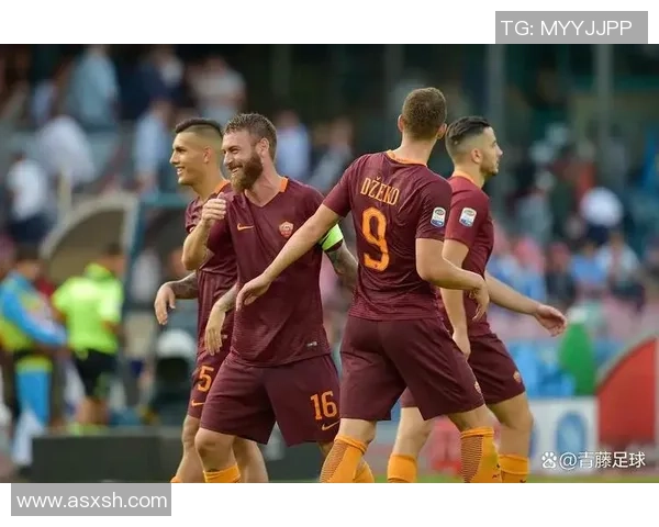 国王杯精彩对决尤文图斯与曼联平局红牌争议引发全场热议 国王杯精彩对决尤文图斯与曼联平局红牌争议引发全场热议