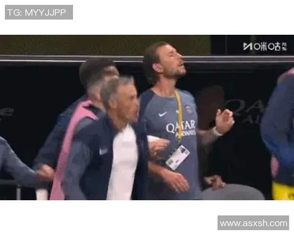 拜仁狂胜那不勒斯引发争议判罚全场沸腾的友谊赛回顾 拜仁狂胜那不勒斯引发争议判罚全场沸腾的友谊赛回顾