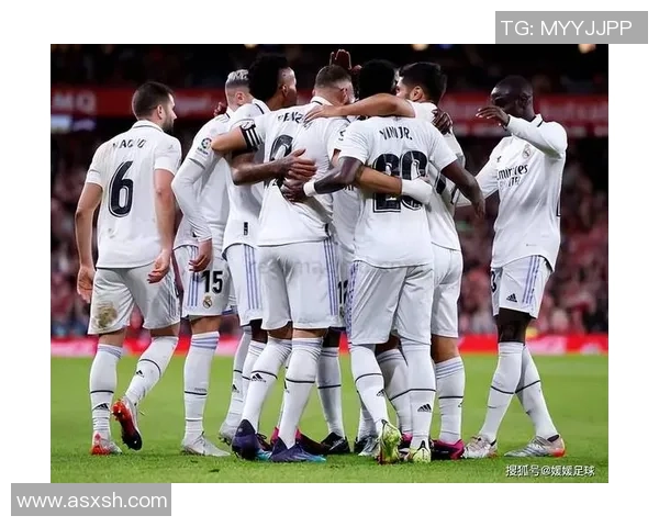 德甲激战莱比锡与那不勒斯握手言和绝杀瞬间点燃全场激情 德甲激战莱比锡与那不勒斯握手言和绝杀瞬间点燃全场激情