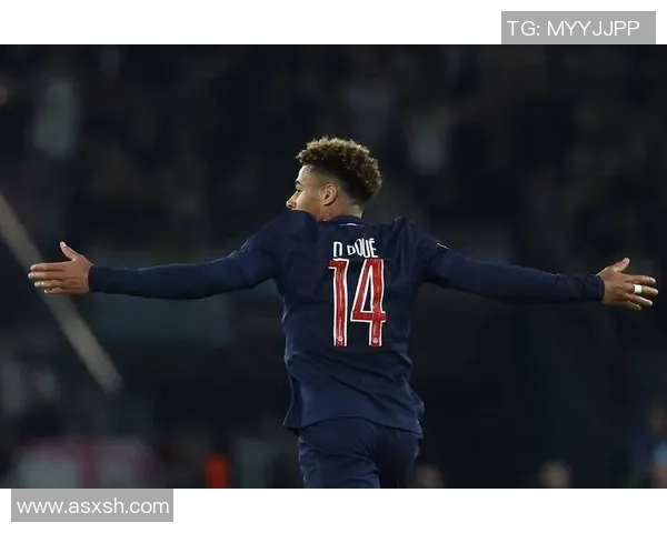 欧冠惊天逆转里昂5-0巴萨帽子戏法点燃全场激情与转会传闻