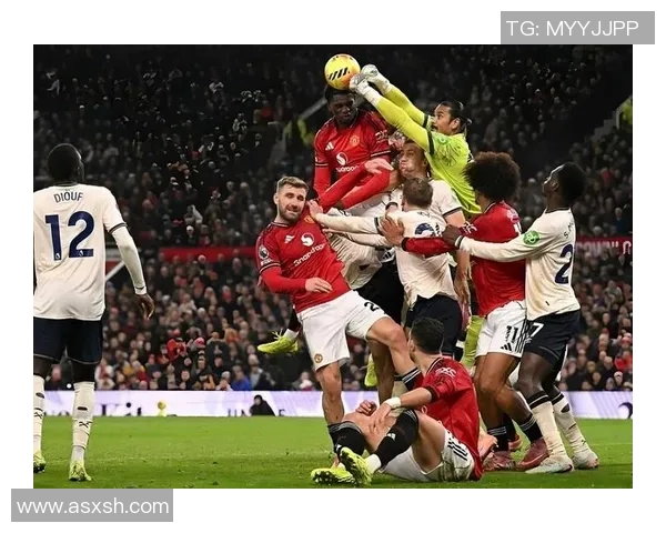 尤文图斯逆转曼联4-3绝杀时刻引发全场狂欢精彩回顾