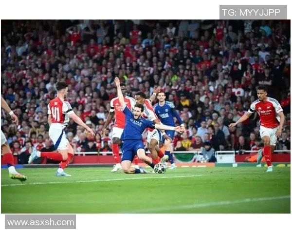 中超热刺逆转巴黎圣日耳曼引发争议判罚全场沸腾的惊心动魄之战